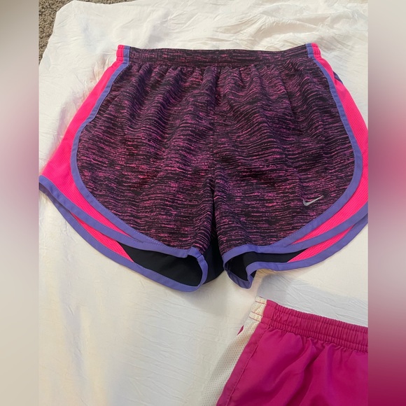 Three pair of Nike athletic running shorts with the inner short - Picture 3 of 6